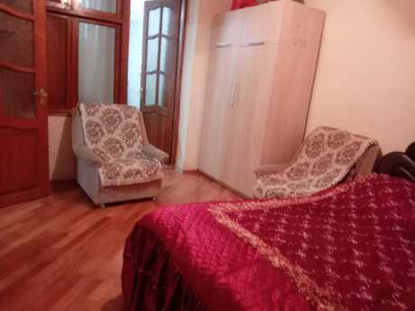 3-room apartment for rent, 70 m², İnşaatçılar: 150 ₼/mo 3