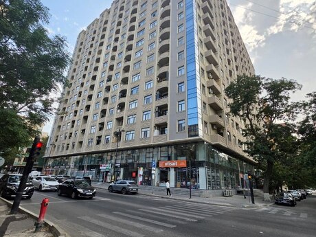 Объявление №6411442 - Баку, м. 28 мая, 2-комн., 100 м², 7/17 этаж