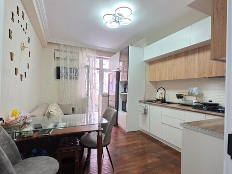 3 otaqlı mənzil, 117 m², İnşaatçılar: 258 000 ₼ 2