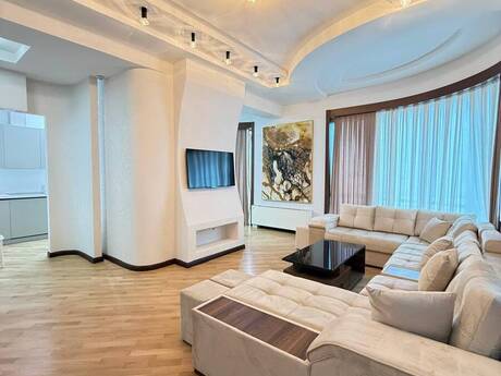 Kirayə 3 otaqlı mənzil, 135 m², 28 May: 2 200 ₼/ay 5