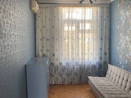 3 otaqlı mənzil, 61 m², 28 May: 246 000 ₼ 3