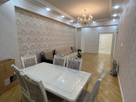 Kirayə 3 otaqlı mənzil, 100 m², 28 May: 1 100 ₼/ay 2