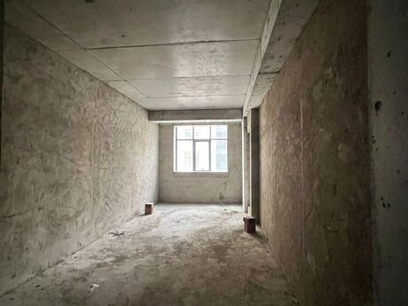 2 otaqlı mənzil, 72 m², 28 May: 210 000 ₼ 2