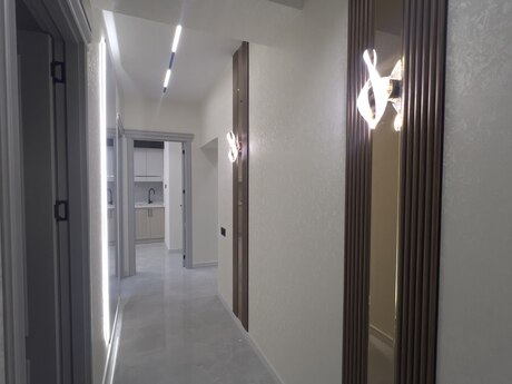 3 otaq · 96 m² · 14/17 mərtəbə, Neftçilər