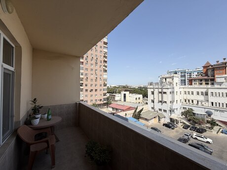 4 otaqlı mənzil, 220 m², Nərimanov: 590 000 ₼ 4