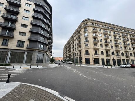 5 rooms · 231 m² · floor 6/7, Ağ şəhər