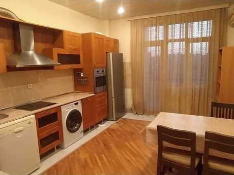 4-room apartment, 215 m², 28 May: 485 000 ₼ 4