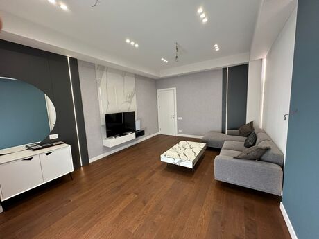 Elan №6411652 - Bakı, Ağ şəhər q., 2 otaqlı, 95 m², 2/8 mərtəbə