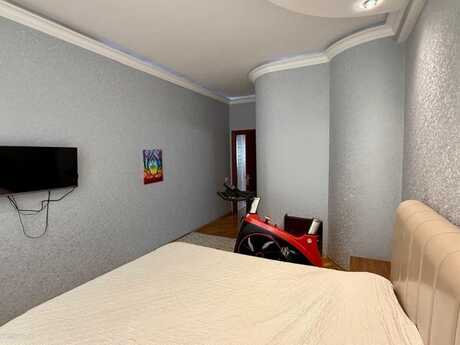 3-room apartment, 130 m², Badamdar: 330 000 ₼ 5