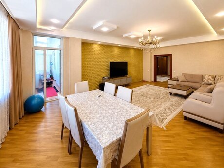 3-room apartment, 130 m², Badamdar: 330 000 ₼ 2