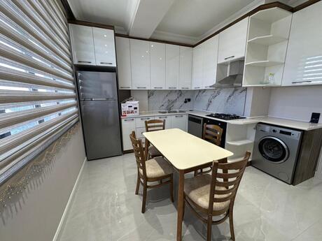 Kirayə 2 otaqlı mənzil, 87 m², Azadlıq Prospekti: 699 ₼/ay 2