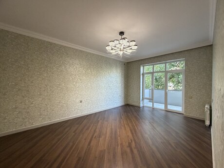 2-room apartment, 80 m², Bakıxanov: 250 000 ₼ 2