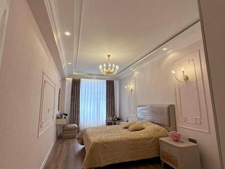 Elan №6411779 - Bakı, Şah İsmayıl Xətai m., 2 otaqlı, 87 m², 12/17 mərtəbə