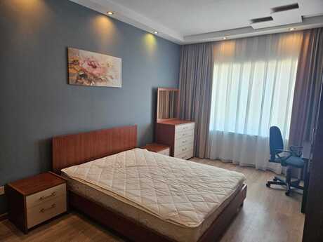 Kirayə 3 otaqlı mənzil, 120 m², Nizami: 1 200 ₼/ay 2