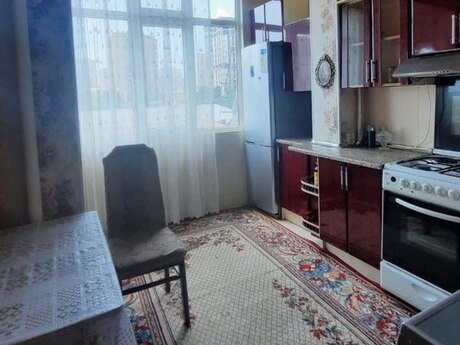 Аренда: 2-комнатная квартира, 65 м², Azadlıq Prospekti: 650 ₼/мес 5