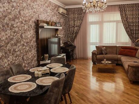 Elan №6411851 - Bakı, Nərimanov r., 3 otaqlı, 109 m², 10/16 mərtəbə