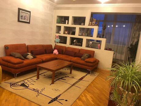 Elan №6411960 - Bakı, İnşaatçılar m., 3 otaqlı, 105 m², 16/18 mərtəbə