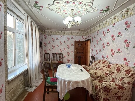 5 otaqlı mənzil, 120 m², Bakıxanov: 235 000 ₼ 3