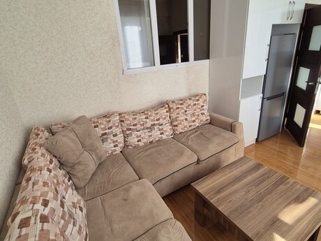 Kirayə 3 otaqlı mənzil, 75 m², Massiv D: 500 ₼/ay 2
