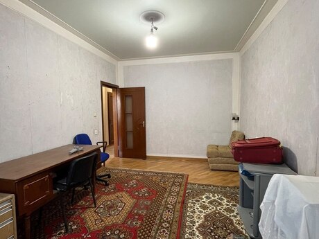 Elan №6412080 - Bakı, Xətai r., 3 otaqlı, 85 m², 3/9 mərtəbə