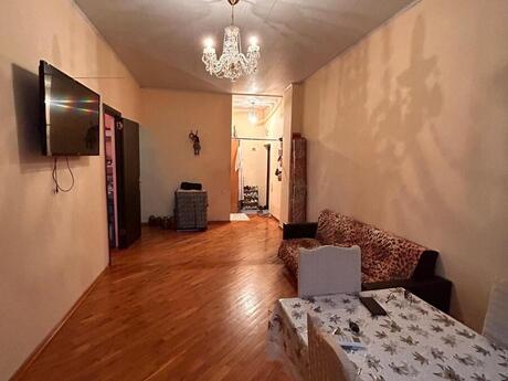 3-комнатная квартира, 60 м², Badamdar: 130 000 ₼ 2