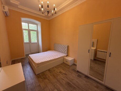 4-room apartment, 125 m², Nizami: 335 000 ₼ 4