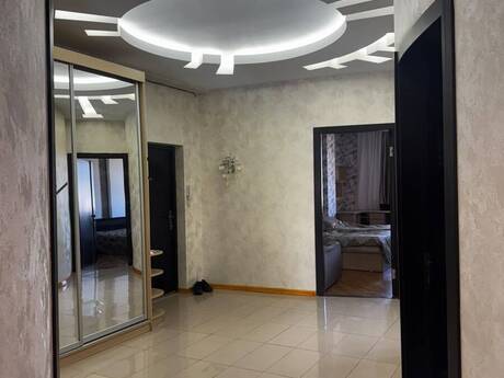 Elan №6412196 - Bakı, İnşaatçılar m., 3 otaqlı, 130 m², 10/16 mərtəbə