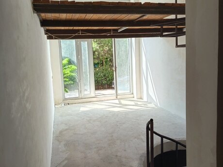 2 rooms · 90 m² · floor 1/16, Neftçilər