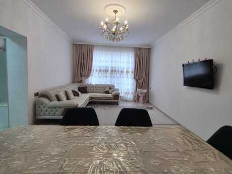 Объявление №6412242 - Баку, пос. Бакиханова, 6-комн., 220 м²