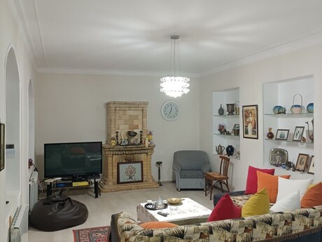 6 otaqlı həyət evi, 200 m², Əhmədli: 360 000 ₼ 2
