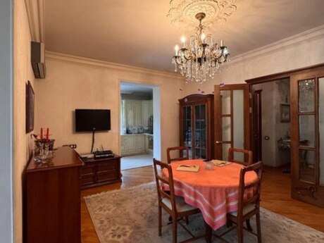 4 otaqlı mənzil, 160 m², Nəriman Nərimanov: 440 000 ₼ 3