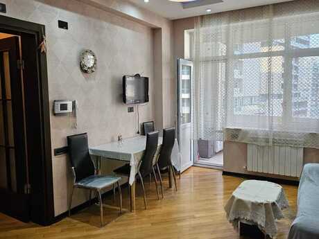 Kirayə 2 otaqlı mənzil, 100 m², 8 Noyabr: 1 050 ₼/ay 3