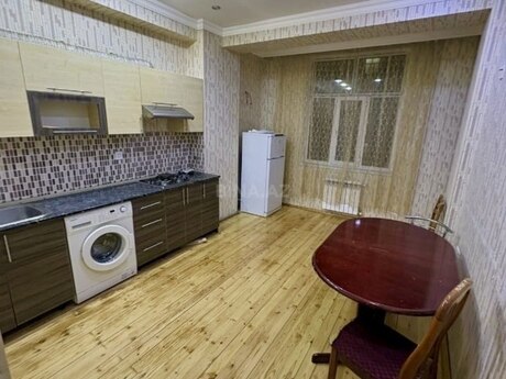 Kirayə 1 otaqlı mənzil, 50 m², Neftçilər: 600 ₼/ay 5