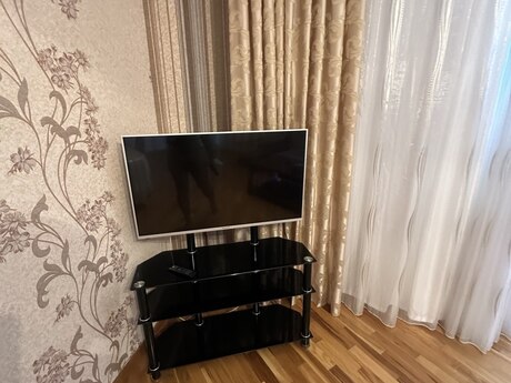 Kirayə 2 otaqlı mənzil, 61 m², Badamdar: 300 ₼/ay 4