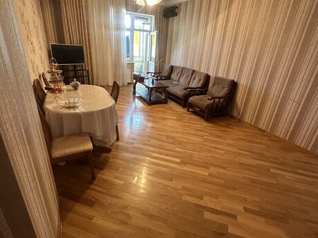 2 rooms · 61 m² · floor 15/16, Badamdar