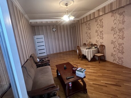 Kirayə 2 otaqlı mənzil, 61 m², Badamdar: 300 ₼/ay 2
