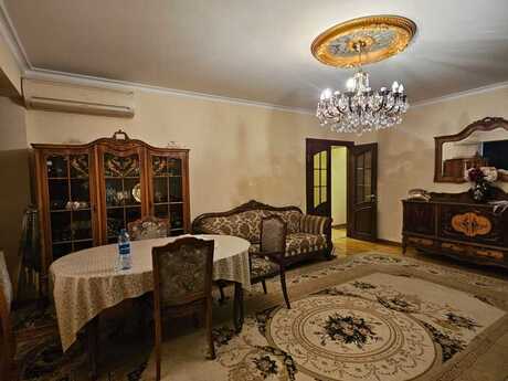 Аренда: 4-комнатная квартира, 100 м², Elmlər Akademiyası: 1 000 ₼/мес 3