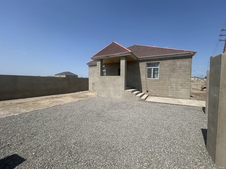 5 otaqlı həyət evi, 140 m², Binə: 67 000 ₼ 2