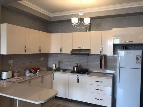 Объявление №6412589 - Баку, пос. Ени Ясамал, 2-комн., 60 м², 4/18 этаж