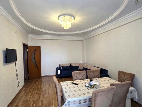 Kirayə 2 otaqlı mənzil, 60 m², Xalqlar Dostluğu: 650 ₼/ay 2