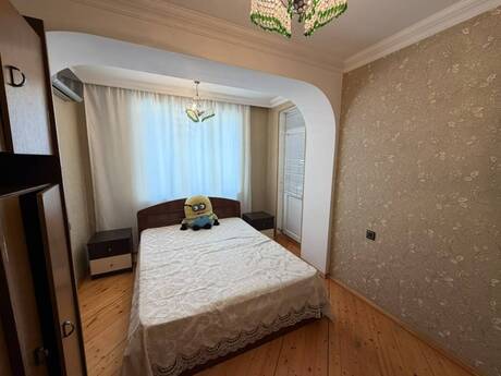 Kirayə 2 otaqlı mənzil, 50 m², İnşaatçılar: 550 ₼/ay 4