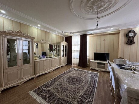 3-room apartment, 155 m², İnşaatçılar: 255 000 ₼ 2