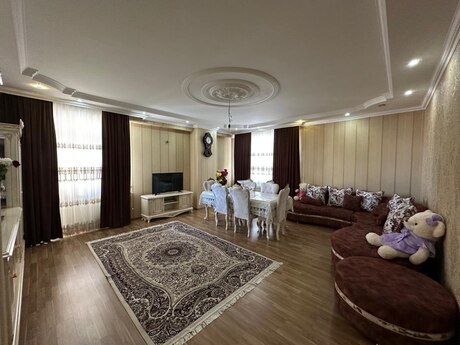 Объявление №6412681 - Баку, м. Иншаатчылар, 3-комн., 155 м², 4/17 этаж