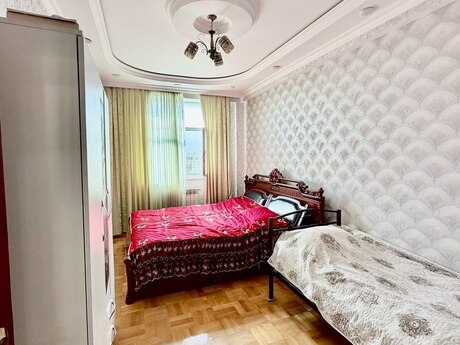 3-комнатная квартира, 88 м², Xalqlar Dostluğu: 245 000 ₼ 3
