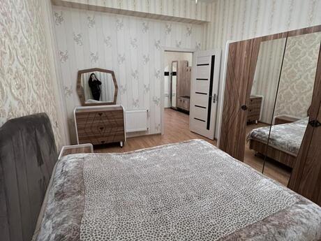 Kirayə 2 otaqlı mənzil, 72 m², 8 Noyabr: 1 000 ₼/ay 4