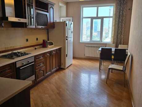 3 otaq · 126 m² · 9/16 mərtəbə, Nizami