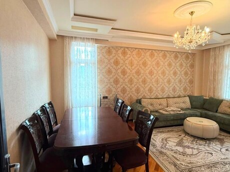 Kirayə 3 otaqlı mənzil, 130 m², Nizami: 1 190 ₼/ay 3