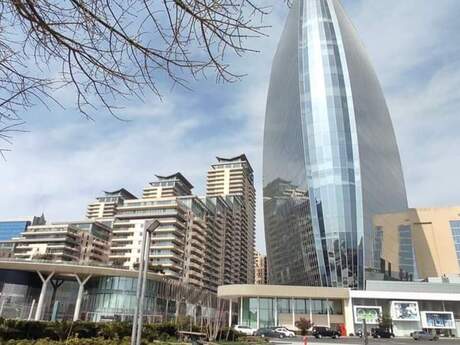 Elan №6412772 - Bakı, Səbail r., 3 otaqlı, 185 m², 5/33 mərtəbə