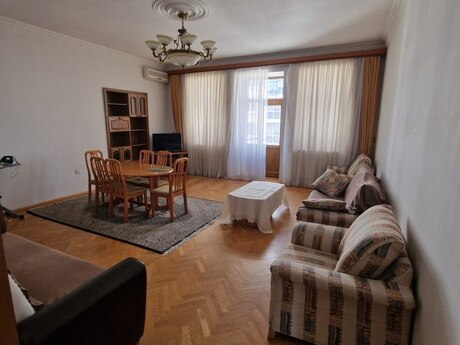 Объявление №6412776 - Баку, м. Сахил, 2-комн., 80 м², 4/5 этаж