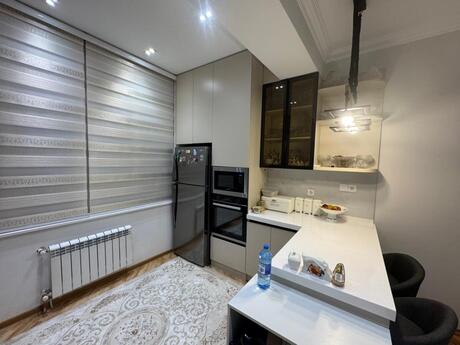 2 otaqlı mənzil, 84 m², Nəsimi: 235 000 ₼ 2